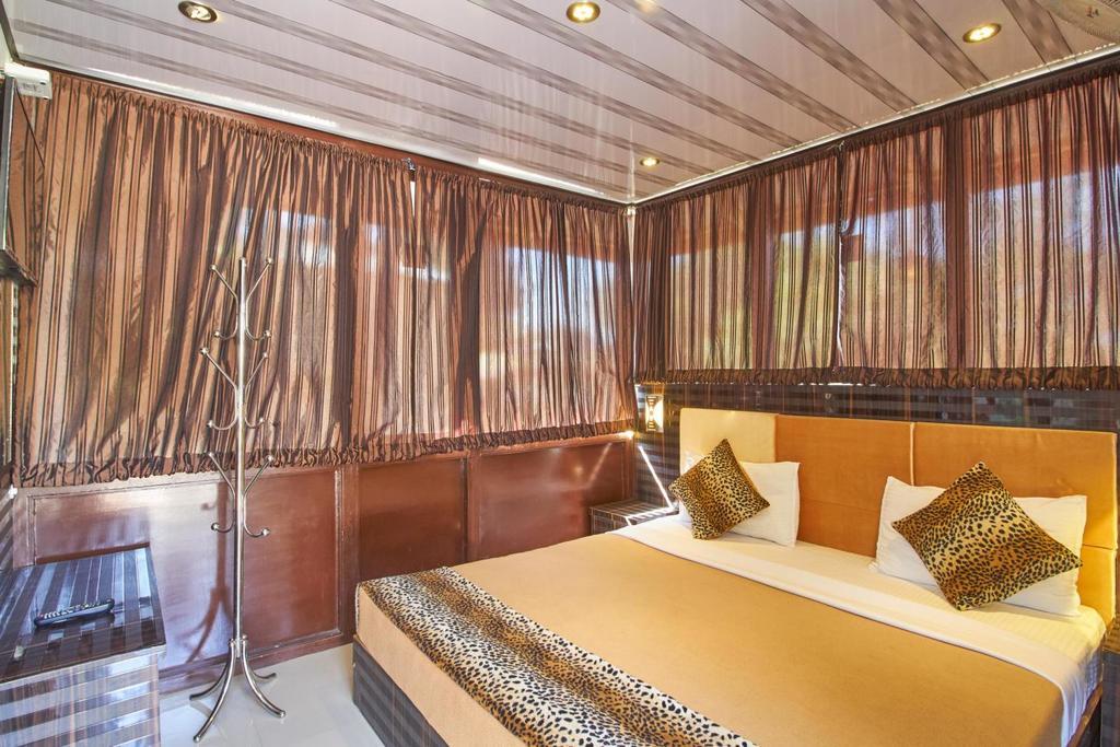 Green Leaf Home Stay Thekkady Eksteriør bilde