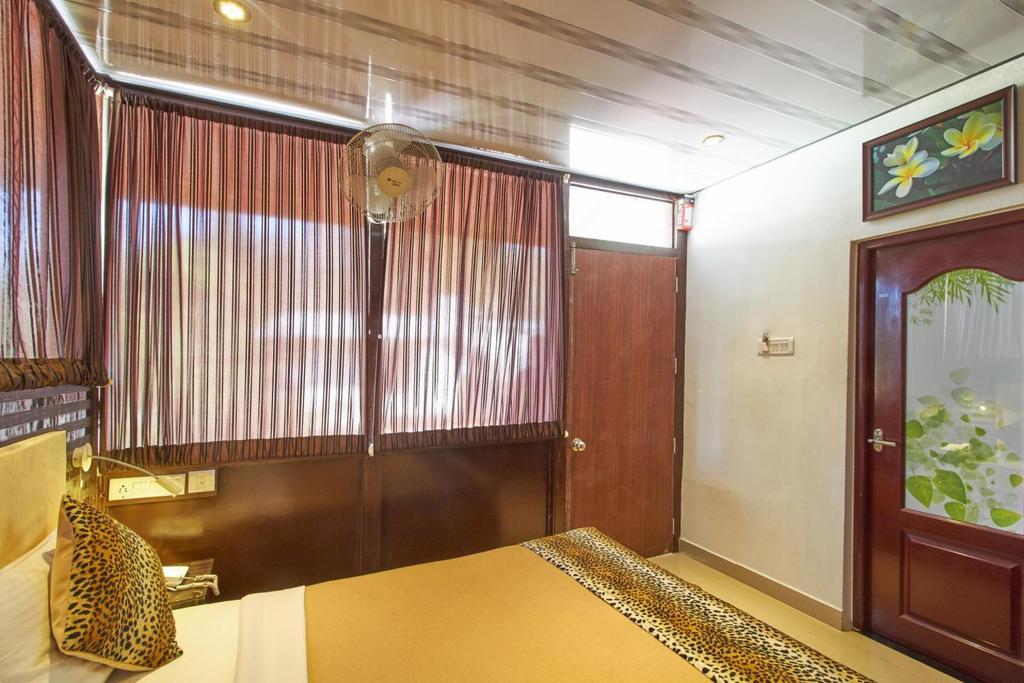 Green Leaf Home Stay Thekkady Eksteriør bilde